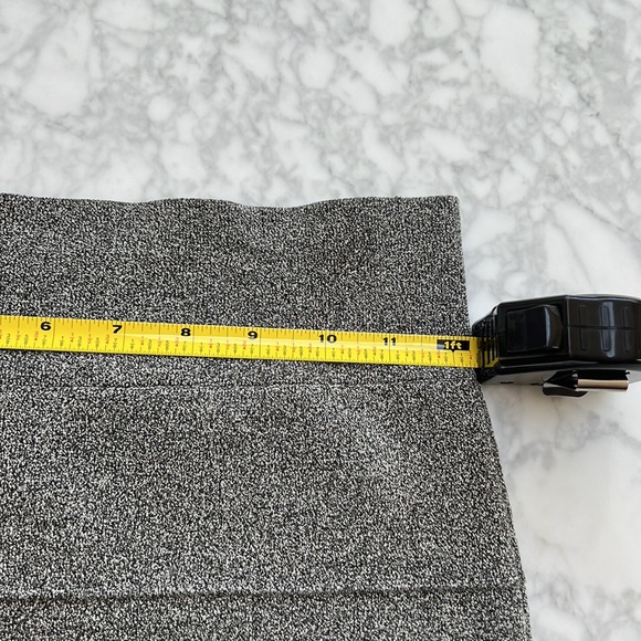 BCBG Max Azria Bandage Gray Melange Mini Skirt. s - Picture 6 of 6